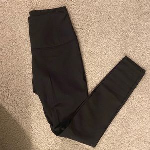 Black workout leggings